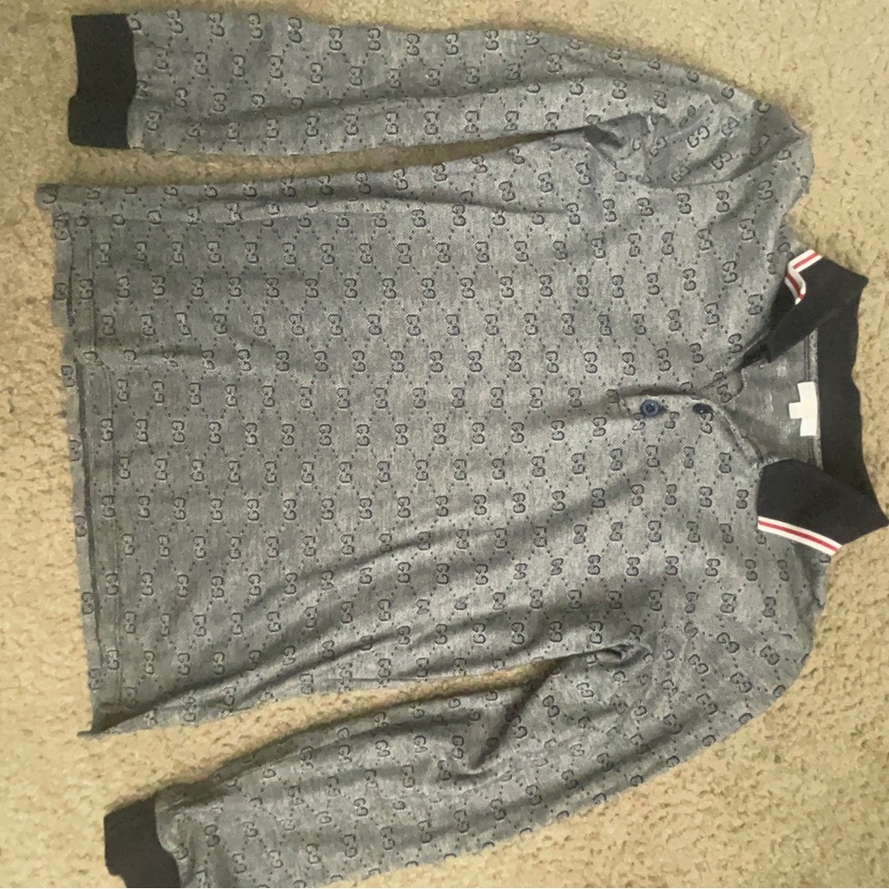 Kid’s sweater. Gucci size 10.